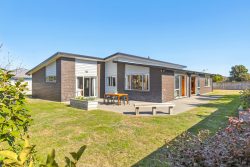 77 Kotuku Drive, Paraparaumu Beach, Kapiti Coast, Wellington, 5032, New Zealand