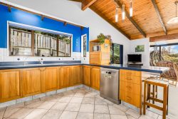 7 Furneaux Grove, Whitby, Porirua, Wellington, 5024, New Zealand