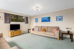 7 Furneaux Grove, Whitby, Porirua, Wellington, 5024, New Zealand