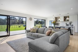 336 Valley Road, Colyton, Manawatu, Manawatu / Whanganui, 4775, New Zealand