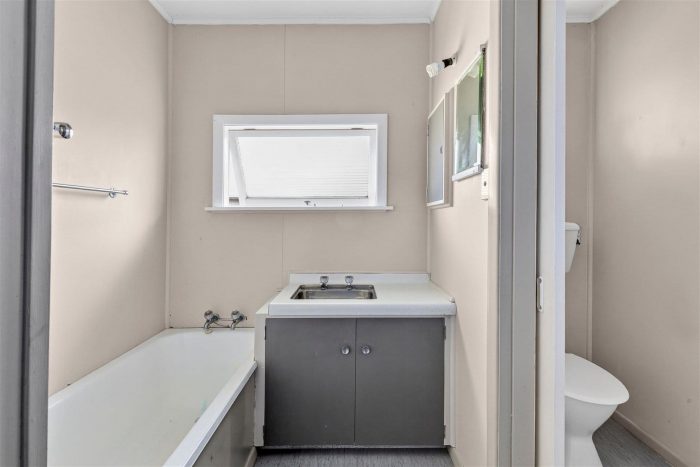 21 Wadsworth Street, Takaka, Tasman, Nelson / Tasman, 7110, New Zealand