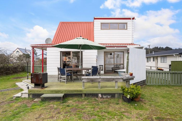 111 Weka Street, Whangamata, Thames-Coromandel, Waikato, 3620, New Zealand