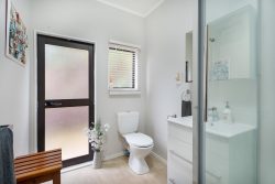 49A Woodland Road, Johnsonville, Wellington, 6037, New Zealand