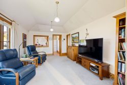 22 Ravensdale Rise, Westmorland, Christchurch City, Canterbury, 8025, New Zealand