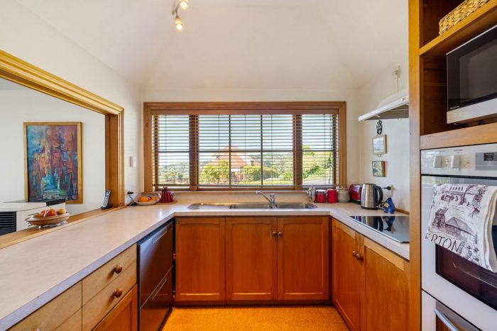 22 Ravensdale Rise, Westmorland, Christchurch City, Canterbury, 8025, New Zealand