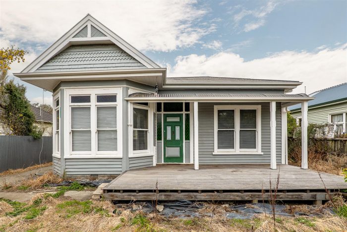 64 Corson Avenue, Beckenham, Christchurch City, Canterbury, 8023, New Zealand