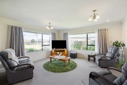 85 Guildford Drive, Paraparaumu, Kapiti Coast, Wellington, 5032, New Zealand