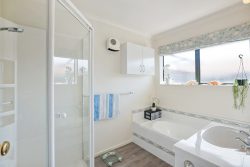 85 Guildford Drive, Paraparaumu, Kapiti Coast, Wellington, 5032, New Zealand