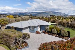 17 Hunt Place, Albert Town, Wanaka, Otago, 9305, New Zealand