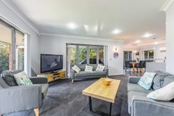 5 Fantail Heights, Picton, Marlborough, 7220, New Zealand