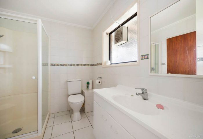 77 Kitchener Road, Milford, North Shore City, Auckland, 0620, New Zealand
