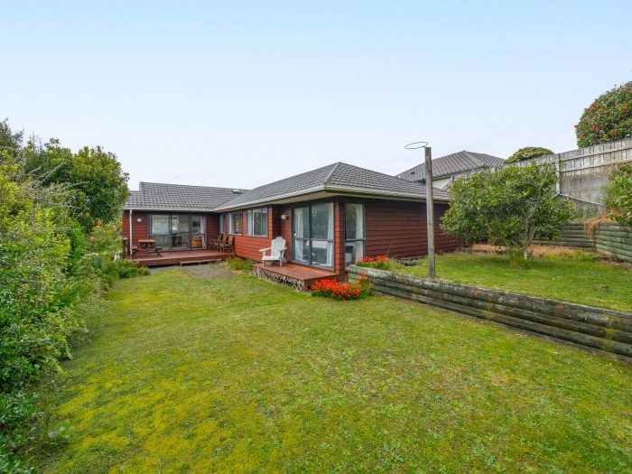 5 Longmont Terrace, Churton Park, Wellington, 6037, New Zealand