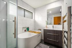 5 Longmont Terrace, Churton Park, Wellington, 6037, New Zealand