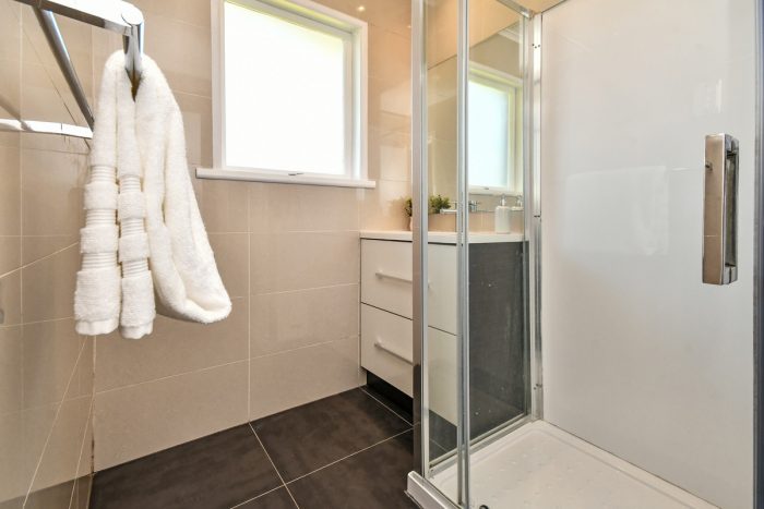 2/10 Mahon Place, Papatoetoe, Manukau City, Auckland, 2025, New Zealand