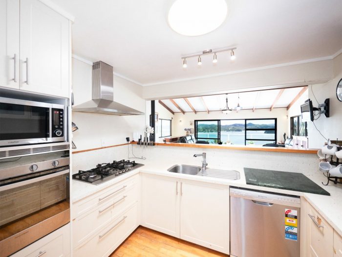 34 Binnie Street, Paihia, Far North, Northland, 0200, New Zealand