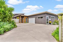 37A Donnelly Street, Oakura, New Plymouth, Taranaki, 4314, New Zealand