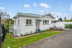 35 Premier Avenue, Point Chevalier, Auckland, 1022, New Zealand