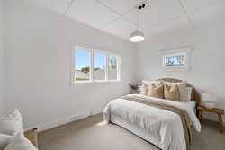 35 Premier Avenue, Point Chevalier, Auckland, 1022, New Zealand