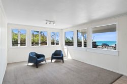 58 Rothesay Bay Road, Rothesay Bay, North Shore City, Auckland, 0630, New Zealand