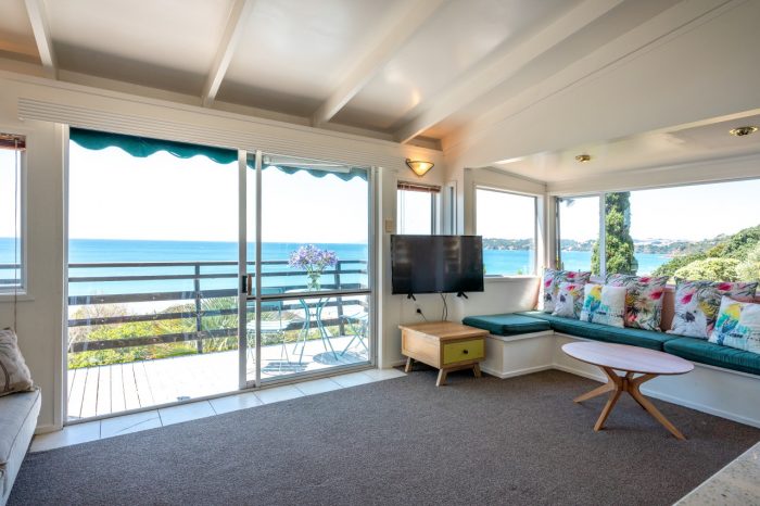5 Sixth Avenue, Onetangi, Waiheke Island, Auckland, 1081, New Zealand