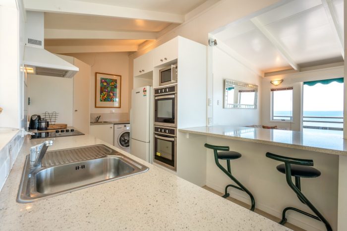 5 Sixth Avenue, Onetangi, Waiheke Island, Auckland, 1081, New Zealand