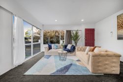 2/27 Waimana Road, Conifer Grove, Auckland 2112, New Zealand