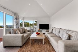 1/14 Bournemouth Terrace, Murrays Bay, North Shore City, Auckland, 0630, New Zealand