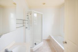 2A Haversham Street, Highbury, Palmerston North, Manawatu / Whanganui, 4412, New Zealand