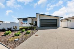 41 Kaurinui Crescent, One Tree Point, Whangarei, Northland, 0118, New Zealand