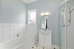 14C Sharpe Crescent, Wainuiomata, Lower Hutt, Wellington, 5014, New Zealand