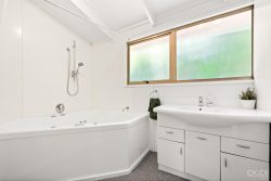 12 Rondane Place, Tirohanga, Lower Hutt, Wellington, 5010, New Zealand