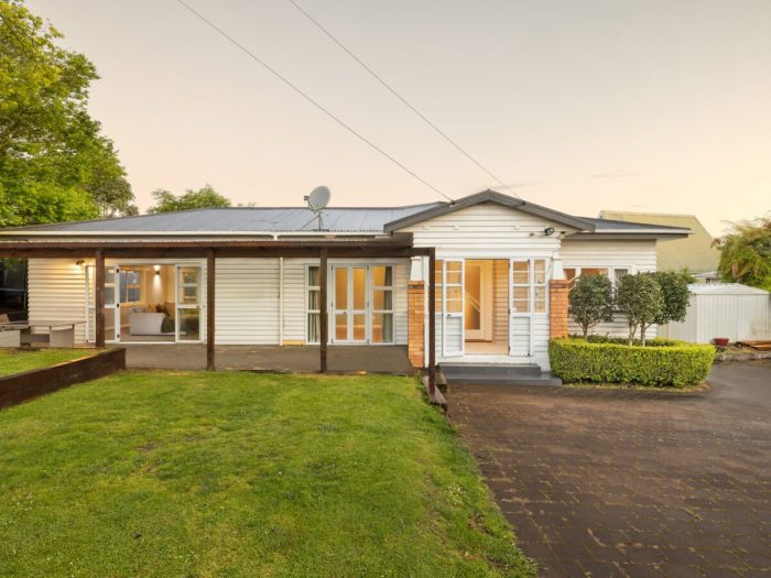 117 Forest Lake Road, Forest Lake, Hamilton, Waikato, 3200, New Zealand