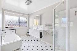 441 Glenview Road, Takaka, Tasman, Nelson / Tasman, 7183, New Zealand