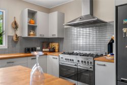 9 Green Lane Road, Masterton, Wellington, 5810, New Zealand