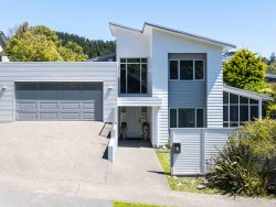 4 Handly Grove, Churton Park, Wellington, 6037, New Zealand