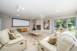 4 Handly Grove, Churton Park, Wellington, 6037, New Zealand