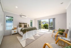 4 Handly Grove, Churton Park, Wellington, 6037, New Zealand