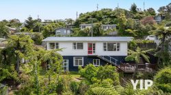 7 Innes Way, Newlands, Wellington, 6037, New Zealand