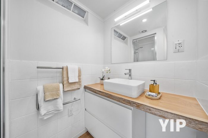7 Innes Way, Newlands, Wellington, 6037, New Zealand