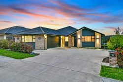 16 James Elliot Way, Pokeno, Franklin, Auckland, 2402, New Zealand