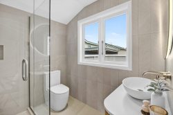 10 Joan Street, Point Chevalier, Auckland, 1022, New Zealand