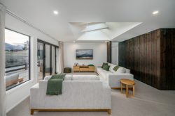 1 Kamana Rise, Wanaka, Otago, 9382, New Zealand
