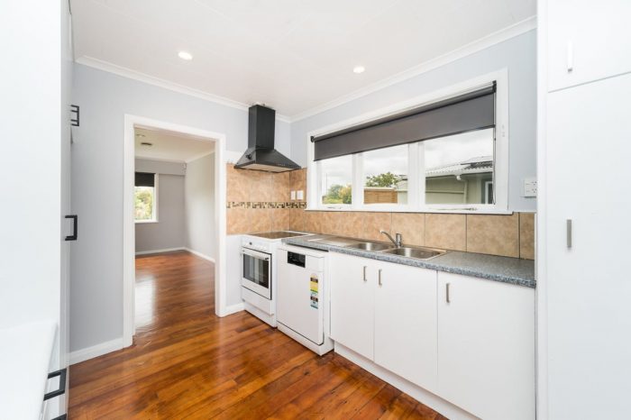 18 Karamea Crescent, Kelvin Grove, Palmerston North, Manawatu / Whanganui, 4414, New Zealand