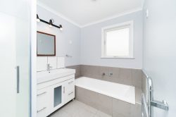 18 Karamea Crescent, Kelvin Grove, Palmerston North, Manawatu / Whanganui, 4414, New Zealand