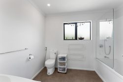 22 Kiharoa Street, Otaki Beach, Kapiti Coast, Wellington, 5512, New Zealand