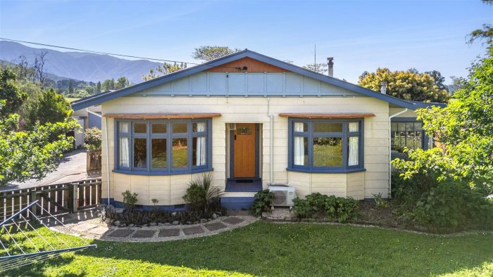 112 Long Plain Road, Takaka, Tasman, Nelson / Tasman, 7183, New Zealand