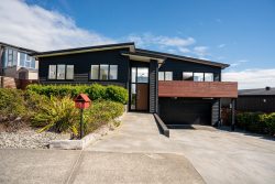 79 Spenmoor Street, Newlands, Wellington, 6037, New Zealand