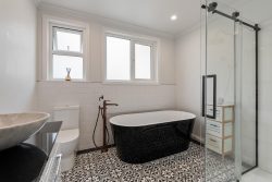 16 Waru Street, Khandallah, Wellington, 6035, New Zealand