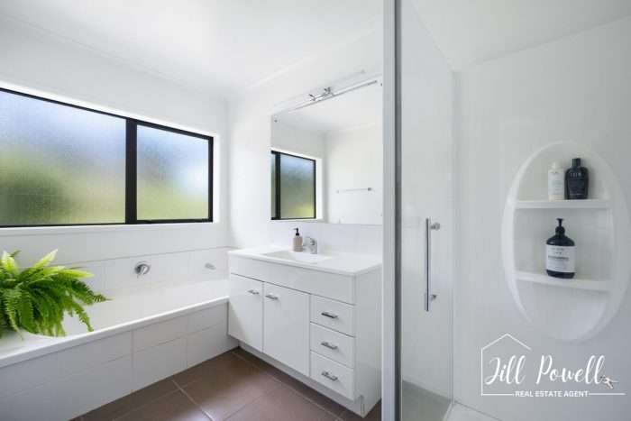 93C Jumna Road, Maungaturoto, Kaipara, Northland, 0587, New Zealand