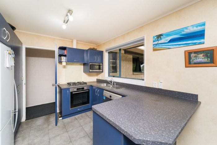 69 Meridian Grove, Kelvin Grove, Palmerston North, Manawatu / Whanganui, 4414, New Zealand